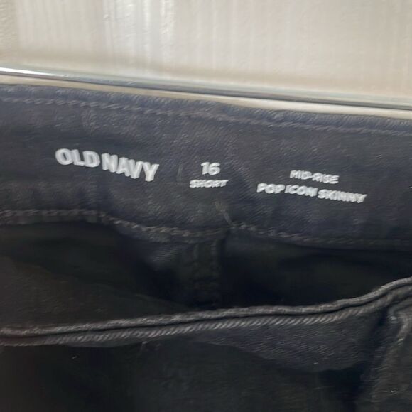 Old Navy Pop Icon Mid Rise Skinny jeans Black Distressed Women's Size 16 - Picture 4 of 4
